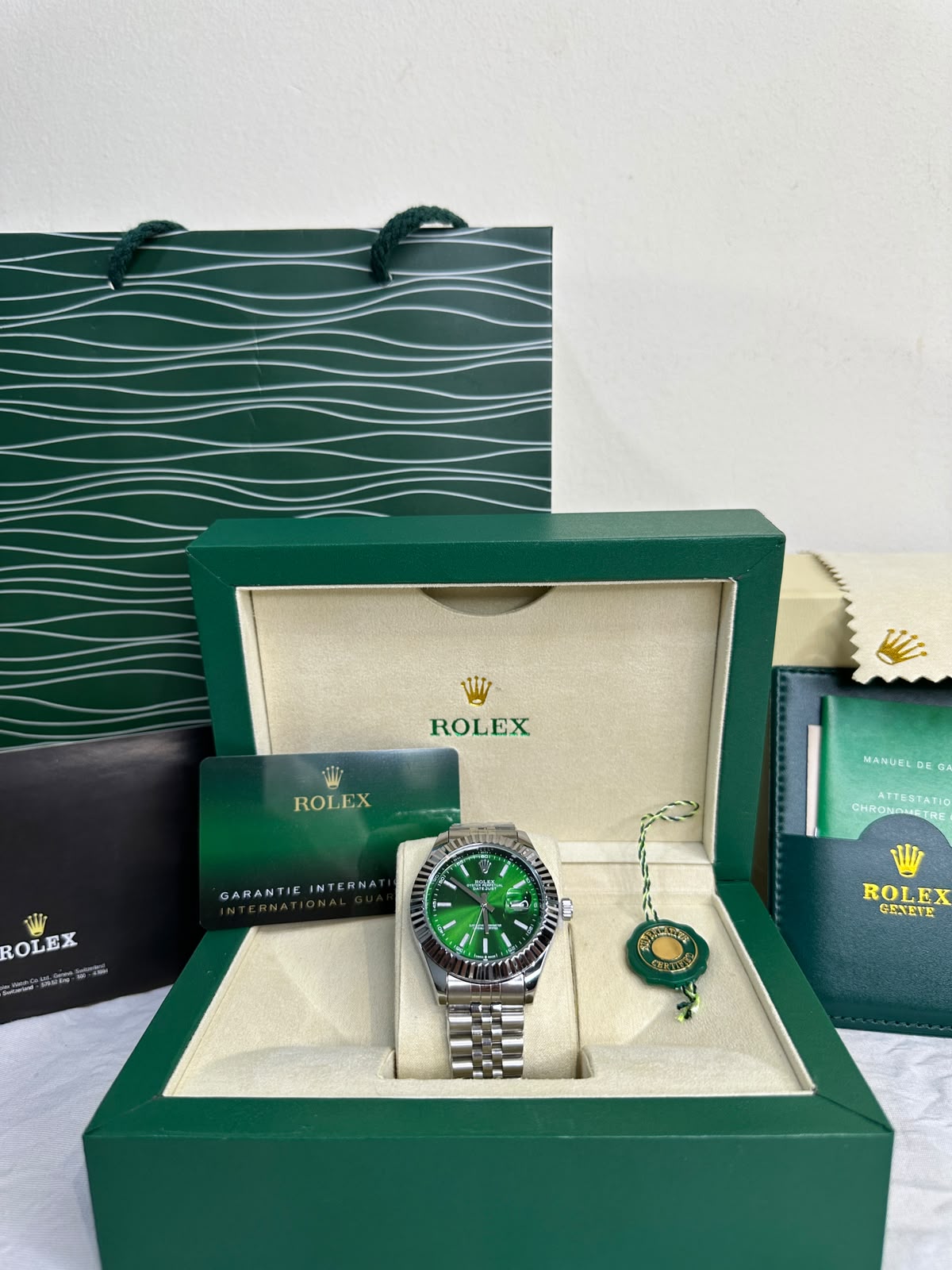 Rolex Vert avec packaging complet